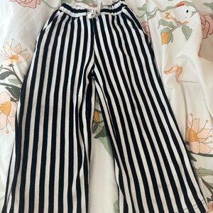 Elizabeth and Faith 2/3 toddler Black and White Striped Pants